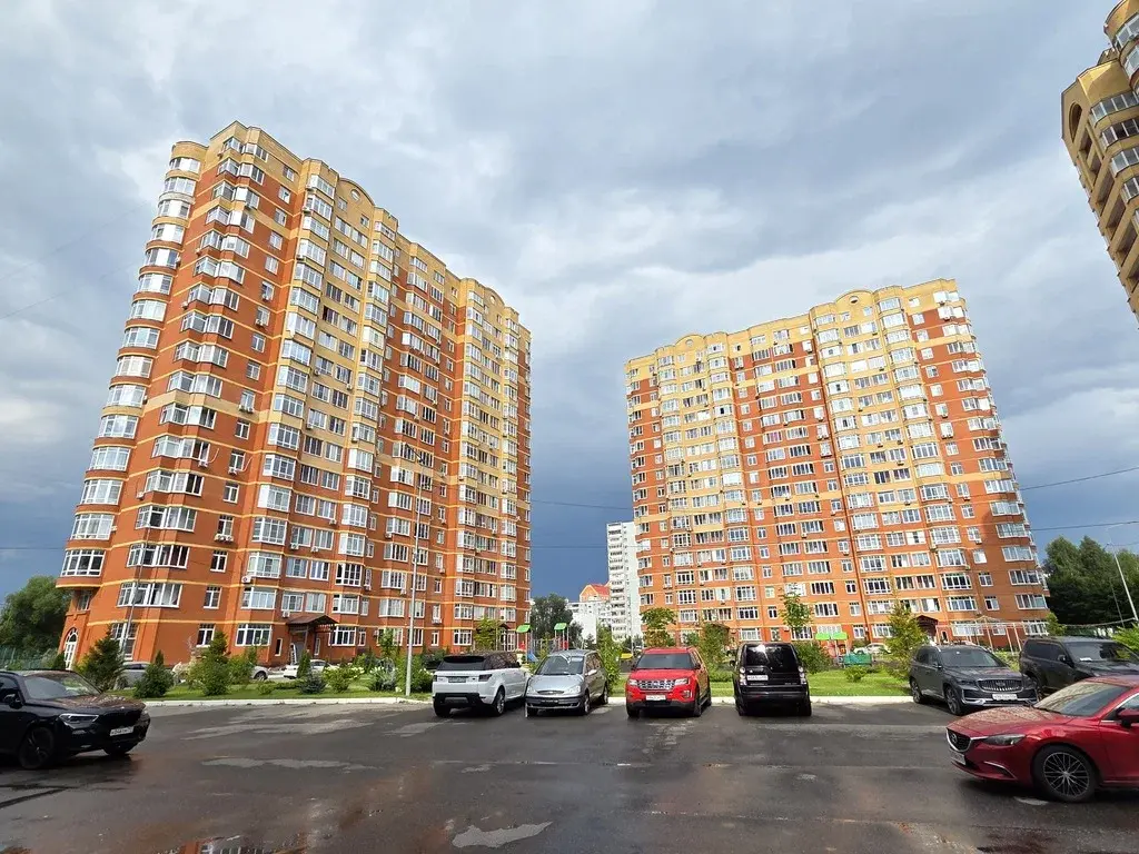 Продажа 2х к.кв. с ремонтом в ЖК Резиденция Горки 10 - Фото 1