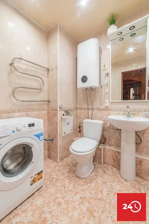 1- комнатная квартира с ремонтом- заезжай и живи по ул. Краснова 40!!! - Фото 5