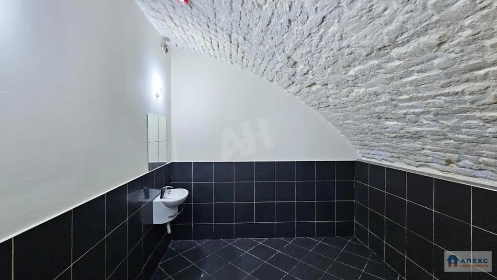 Продажа помещения (ПСН) пл. 142 м2 под бытовые услуги, салон красоты, ... - Фото 1