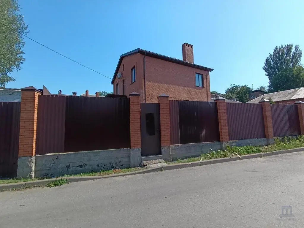 Продаю дом в Ростове-на-Дону ЖДР Петрашевского Бобруйский ТЦ Сокол - Фото 1