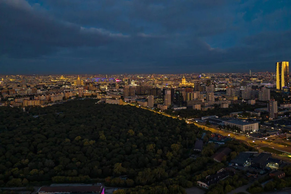 Просторное машиноместо - Фото 11