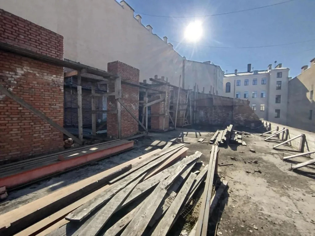 Здание под реконструкцию 2400 м2 в Центральном районе - Фото 14
