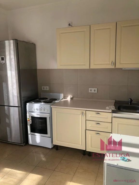 Аренда квартиры, ул. Черное Озеро - Фото 1