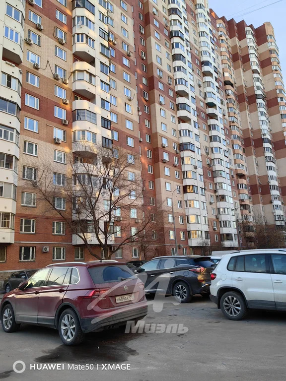 Продажа квартиры, ул. Берзарина - Фото 0