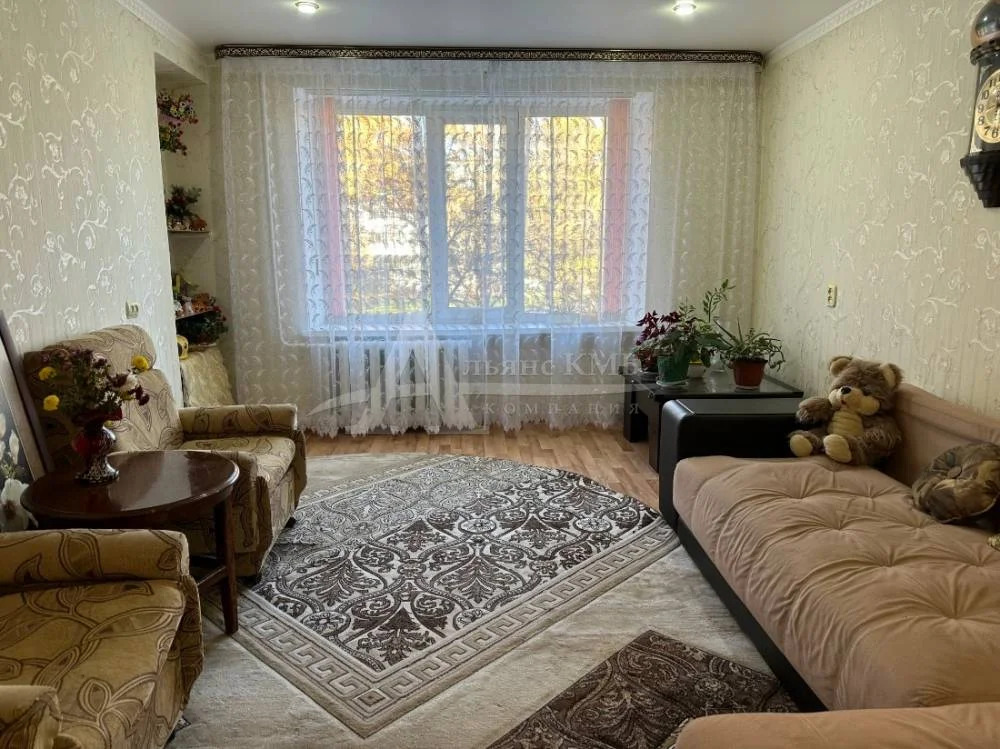 Продажа квартиры, Георгиевск, ул. Батакская - Фото 0