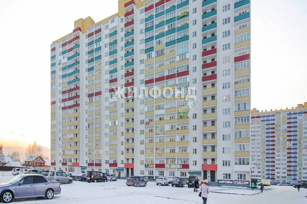 Продажа квартиры, Новосибирск, ул. Твардовского - Фото 1