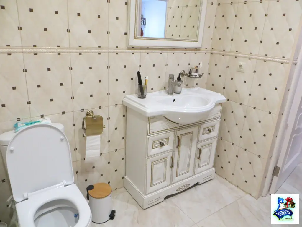 Продам большой дом с полной отделкой в хорошем месте. - Фото 8