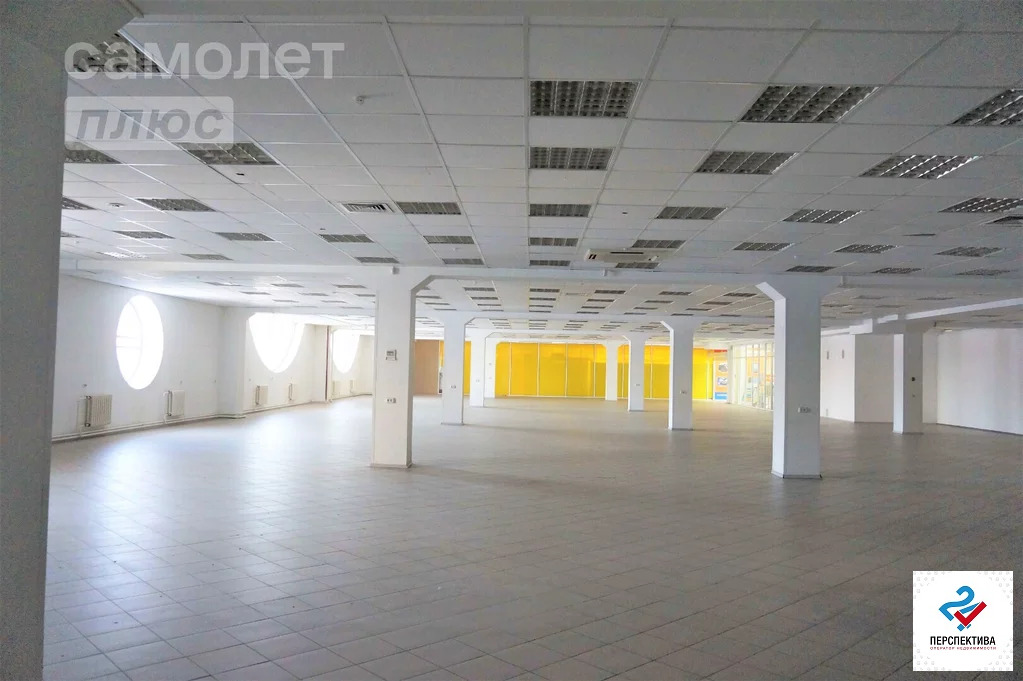 Аренда торгового помещения, Липецк, ул. Космонавтов - Фото 1