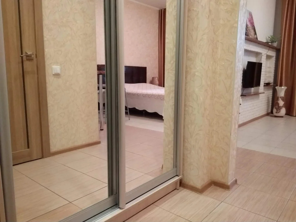 Сдам посуточно 1-комн.кв. 35 м2. - Фото 4
