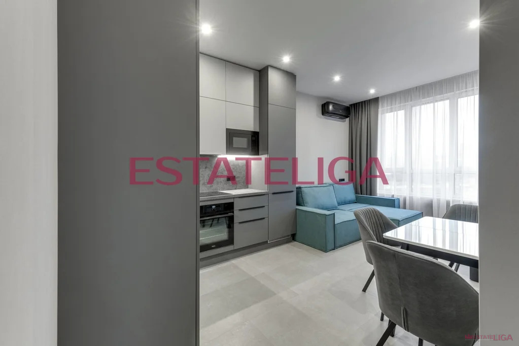 Продажа квартиры, улица Василия Ланового - Фото 1