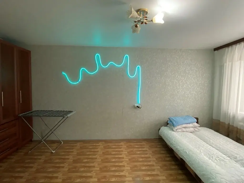 1-я квартира в 1-м микр., дом 38 - Фото 1