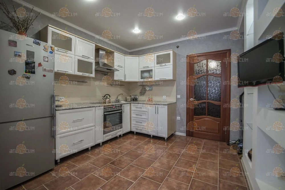 2-комн. квартира - Фото 1