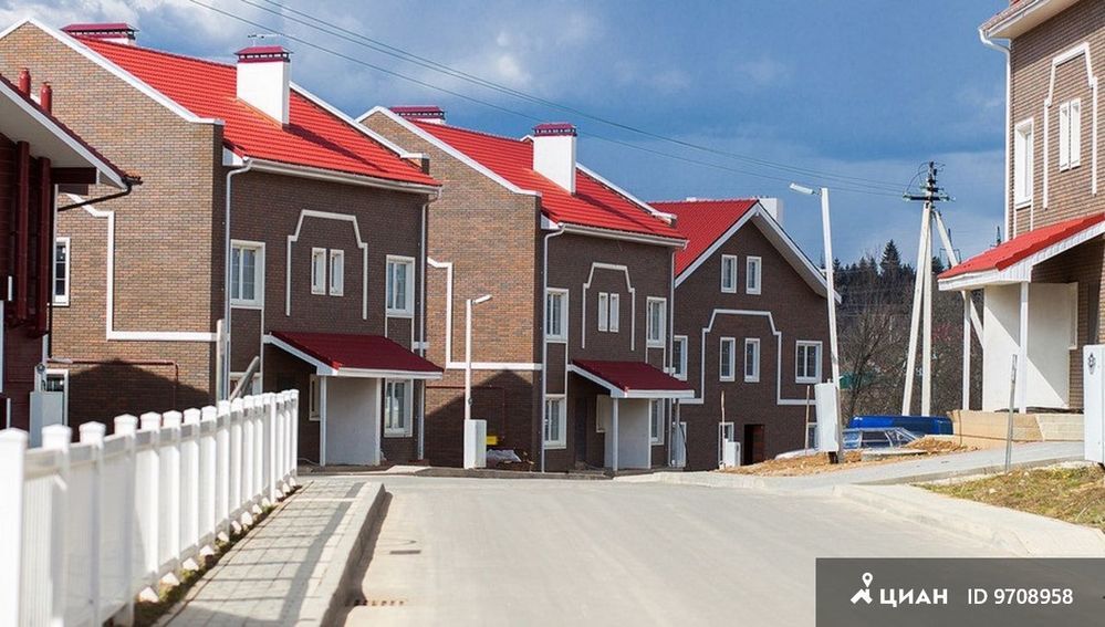 Лугинино парк коттеджный поселок. Зелёная усадьба зеленоград. Лугинино парк коттеджный. Лугинино парк коттеджный поселок. Деревня лугинино.