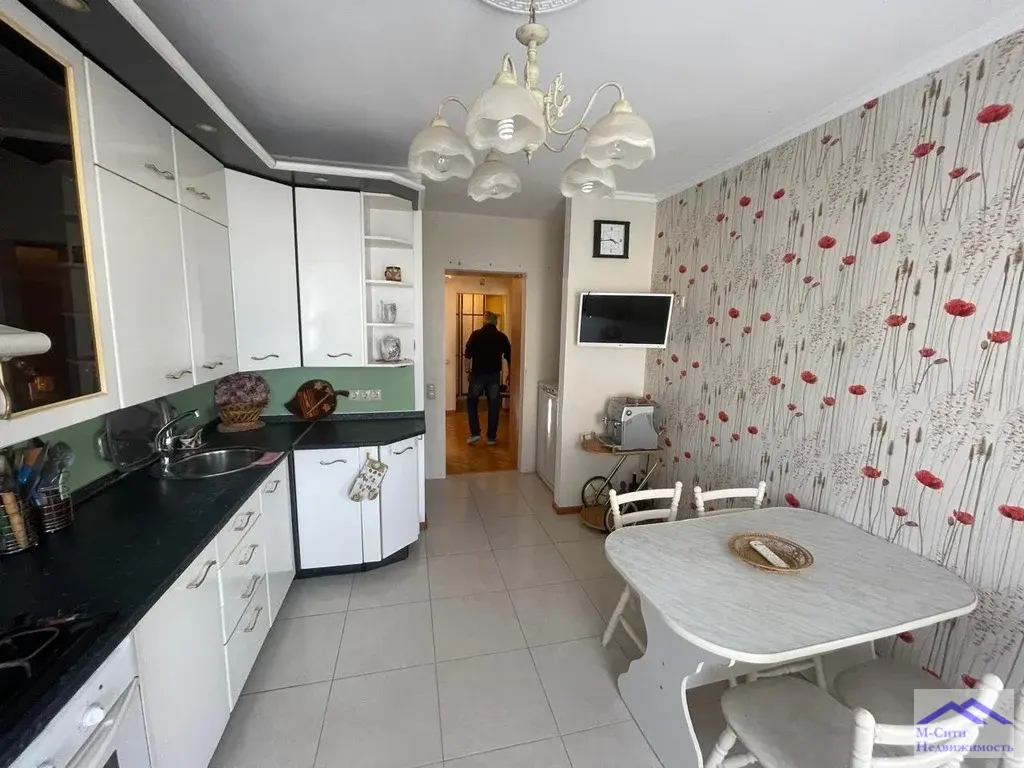 Продам 4-х комнатную квартиру в микрорайоне Маклино г. Малоярославца - Фото 13