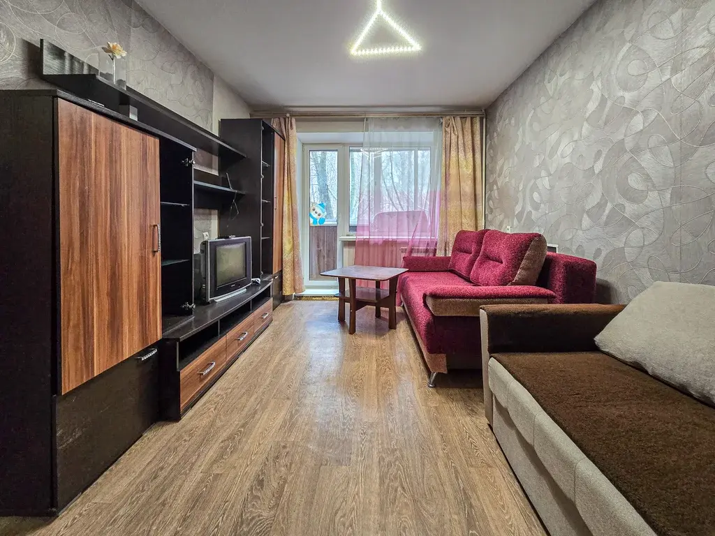 2-к ул.Аксенова6 дом 11 - Фото 1