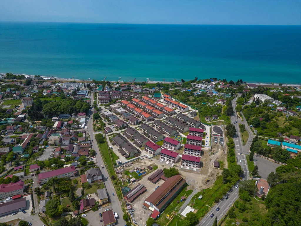 Таунхаус 88.6 м2 на участке 0.4 сот. Whit box - Фото 1