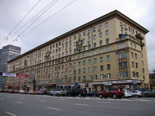 Ленинский просп 51. М Шаболовская,Ленинский проспект 10,11.