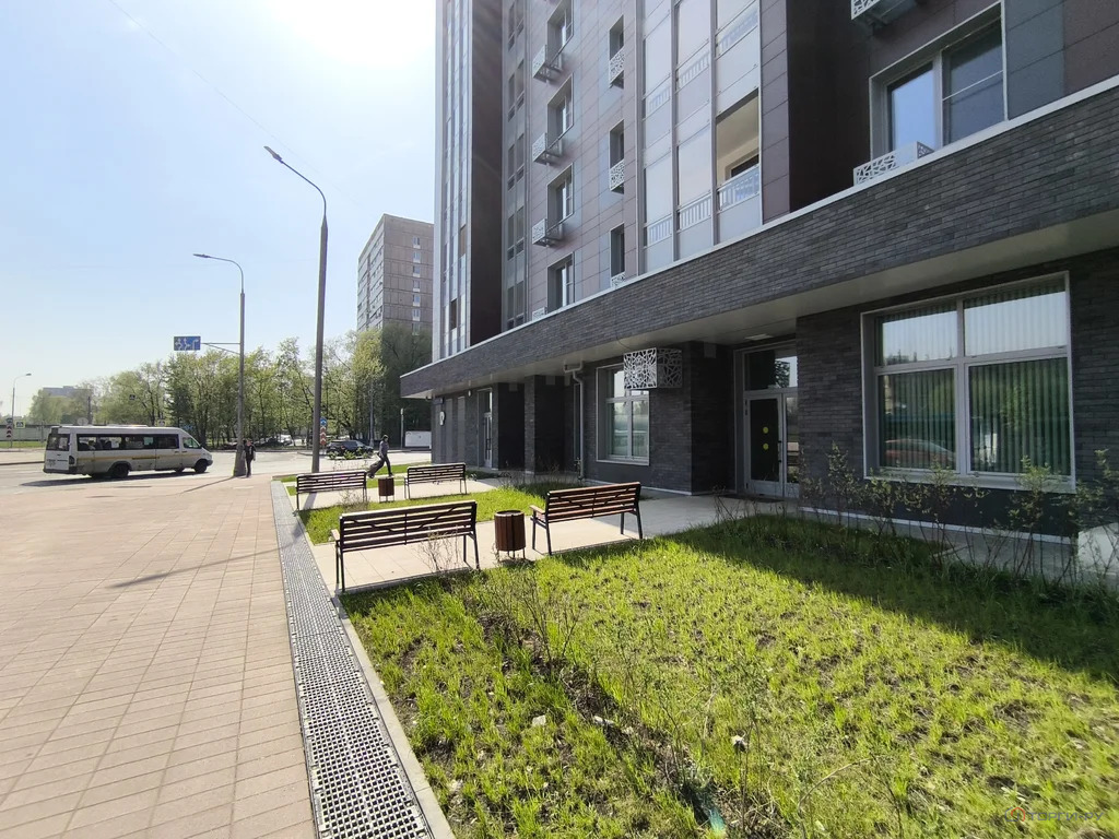 Продажа торгового помещения, ул. Молостовых - Фото 1