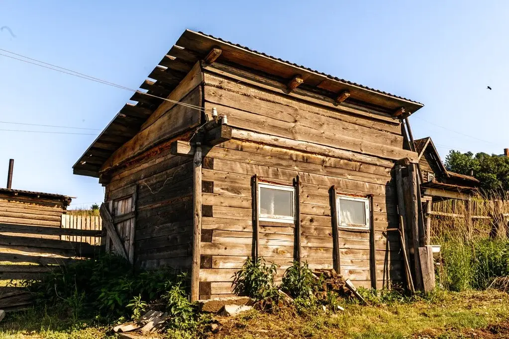 Продаётся земельный участок с постройками в г. Нязепетровске по ул. Пи - Фото 5