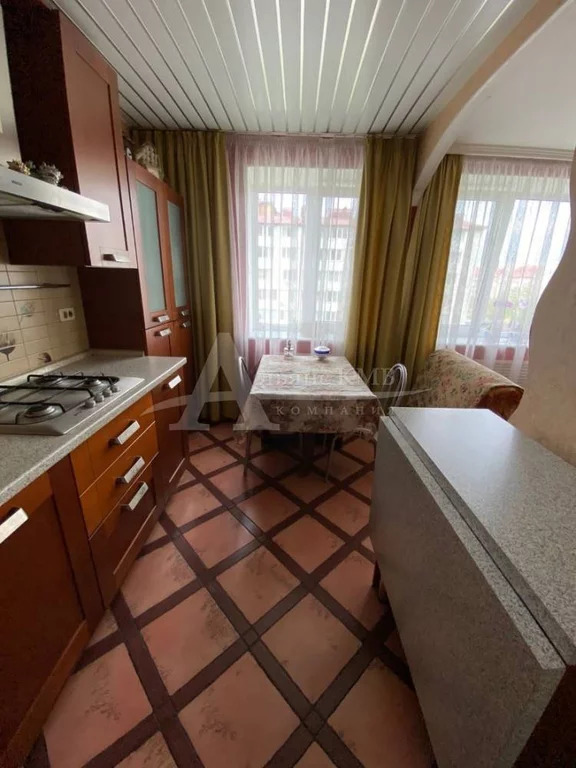 Продажа квартиры, Минеральные Воды, ул. Анджиевского - Фото 0