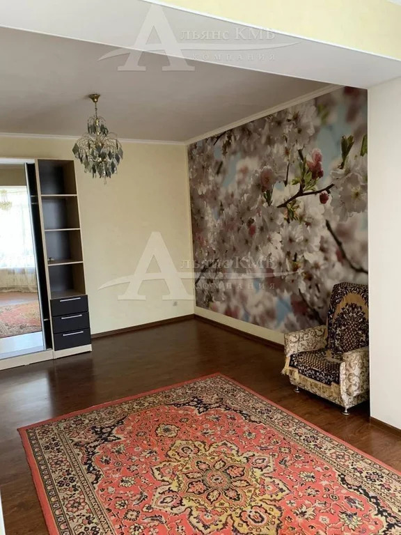 Продажа квартиры, Минеральные Воды, ул. 50 лет Октября - Фото 2