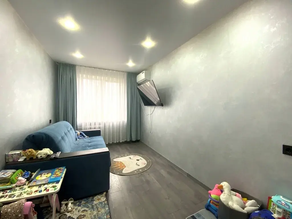 Трехкомнатная квартира в 4-м микрорайоне, дом 3 - Фото 6