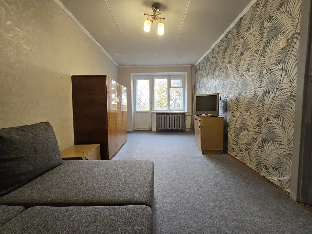 Продажа 1к.кв. ул.Красных Зорь, д.5 5 этаж - Фото 0