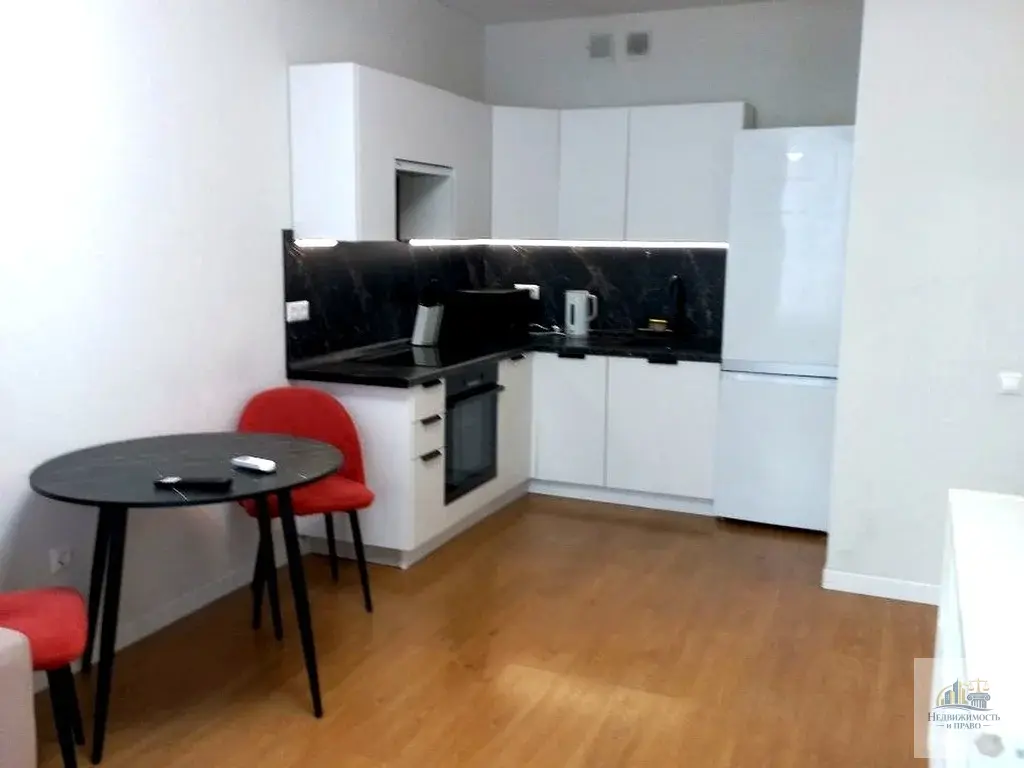 Уютная 2-комн. с ремонтом, 1 мин от метро - Фото 6