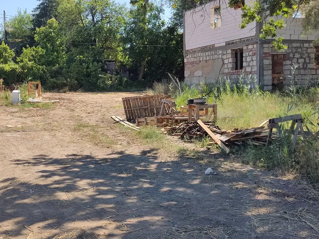 Продам земельный участок 6 сот. в чеpтe гopoдa, oтмежован. Oтличноe ме - Фото 4