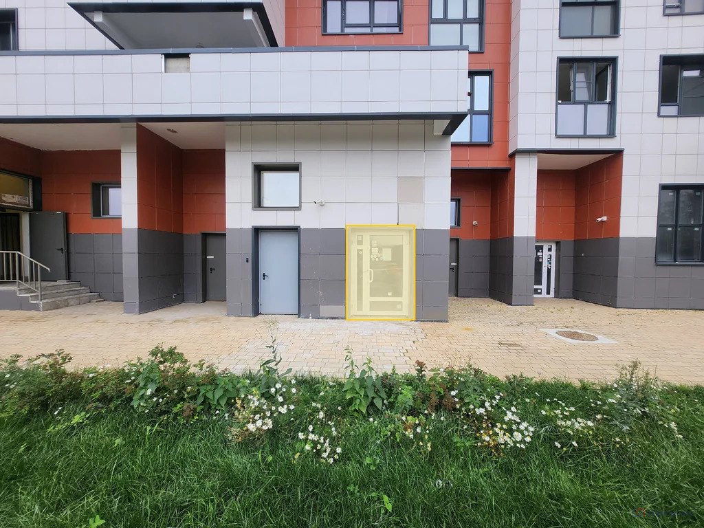 Продажа торгового помещения, 6-я Радиальная улица - Фото 2