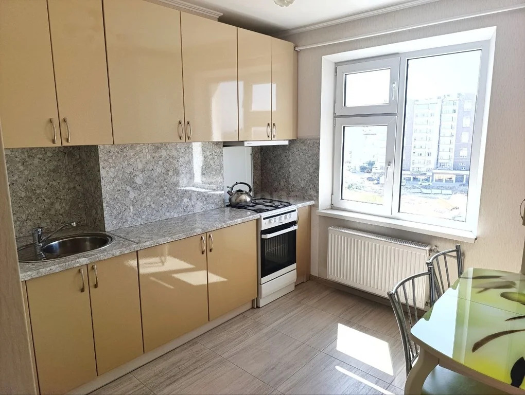 Продажа квартиры, Севастополь, Столетовский пр-кт. - Фото 0