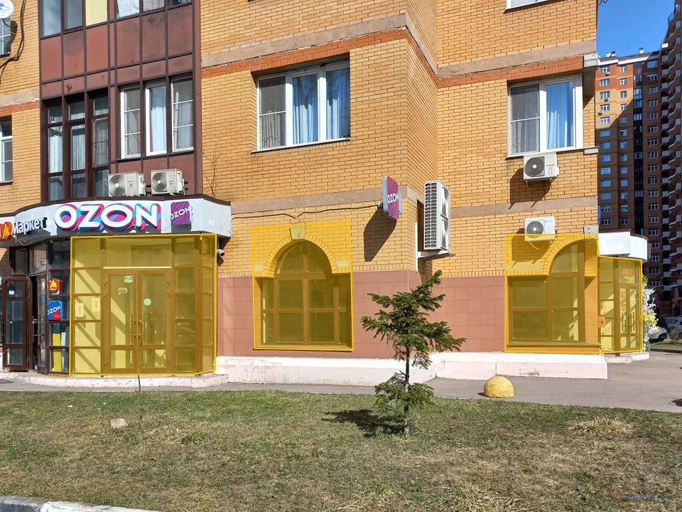 Продажа торгового помещения, ул. Академика Волгина - Фото 2