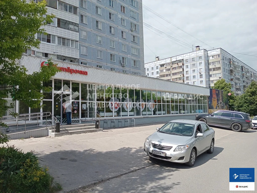 Продажа торгового помещения, Рязань, ул. Есенина - Фото 1