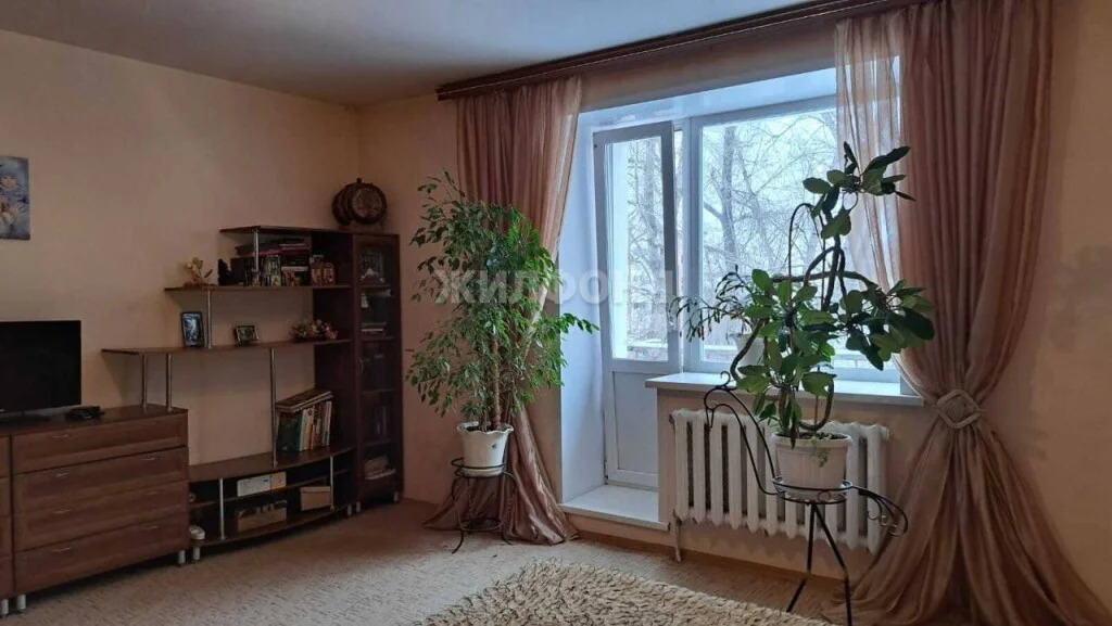 Продажа квартиры, Колывань, Колыванский район, Соловьёва - Фото 1