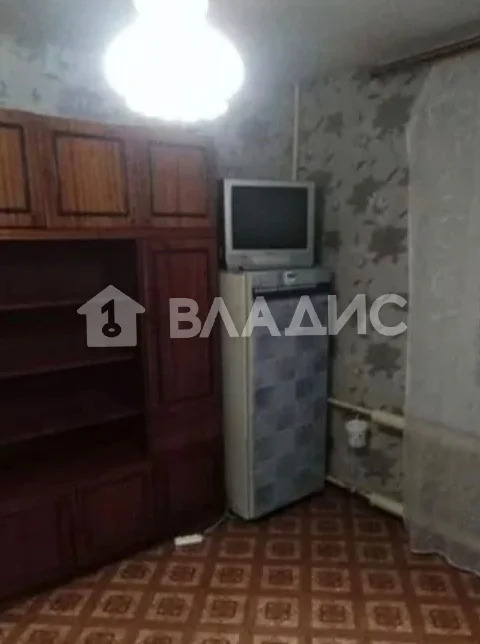 городской округ Владимир, улица Лакина, д.139, комната на продажу - Фото 0