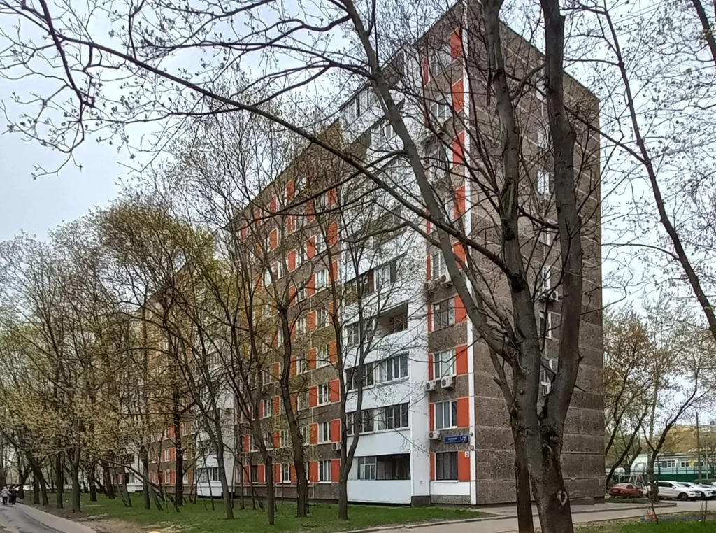 Продажа квартиры, Кленовый б-р. - Фото 1