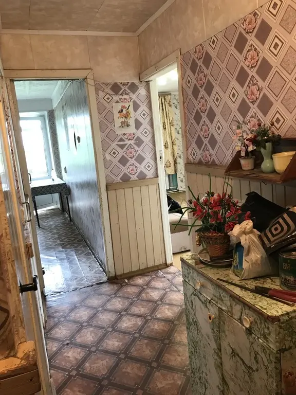 Продам 2 комнатную квартиру, село Гольяны, улица Совхозная 14 - Фото 5