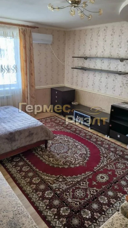 Продажа квартиры, Ессентуки, ул. Депутатская - Фото 0