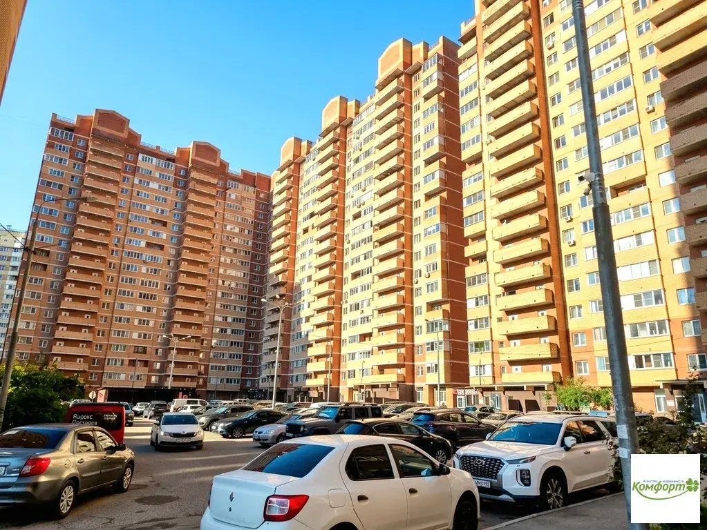 Продаётся 1-комнатная квартира в ЖК Сосновый Бор с видом - Фото 1