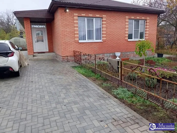 Продажа дома, Батайск, 10 Линия улица - Фото 2