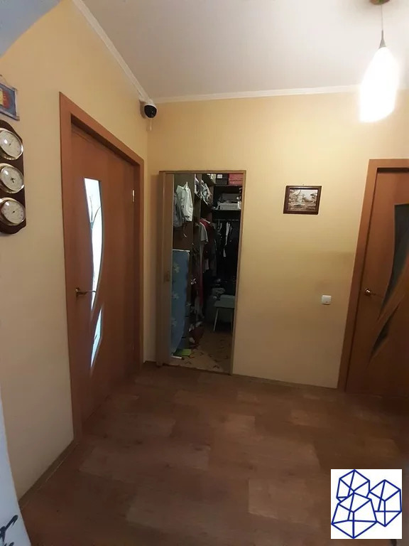 Продажа квартиры, Энгельс, Тельмана улица, д.18 - Фото 14
