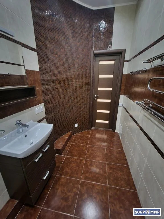 Продается 4-комн. квартира - Фото 5