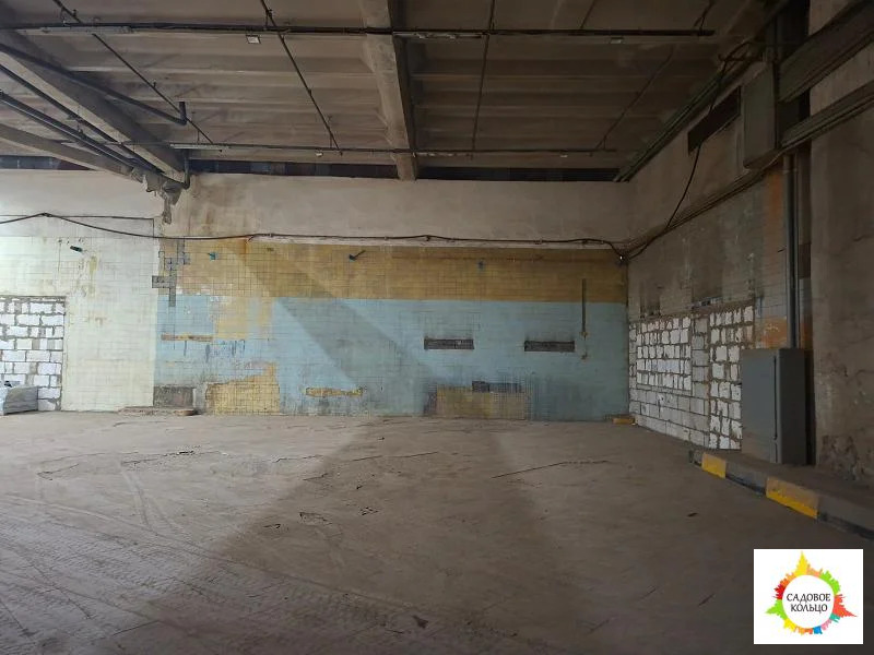 На первом этаже предлагаем под склад, производство, АВТОСЕРВИС 920 кв - Фото 1