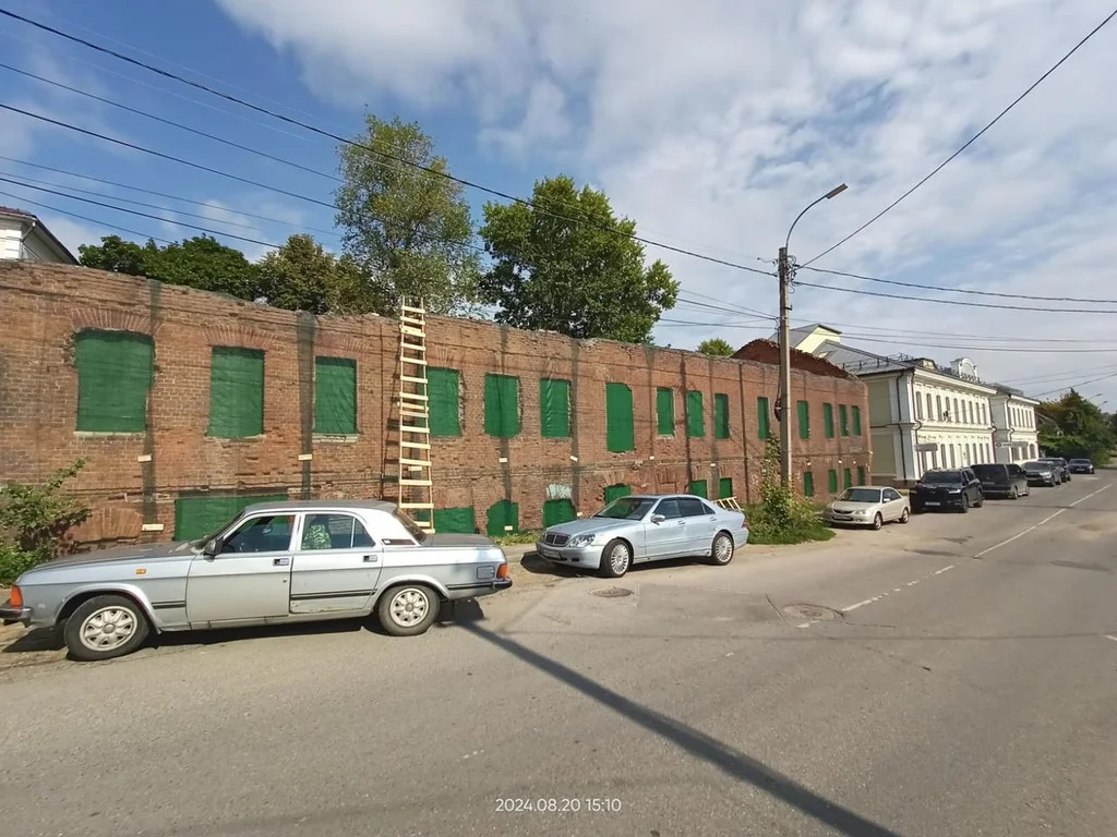 Продается здание 1000 м2 - Фото 1