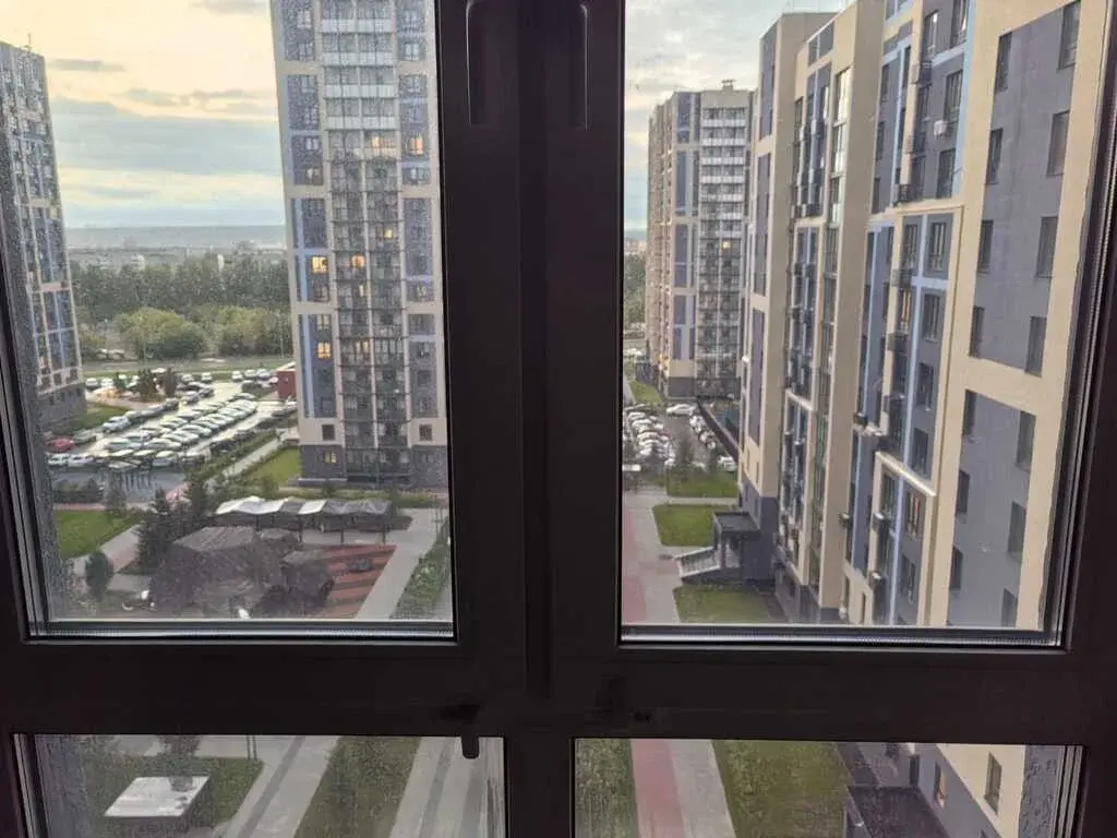 Лучшая 3-х комн.квартира на Верхнем бр-ре Строителей,60к5! - Фото 0