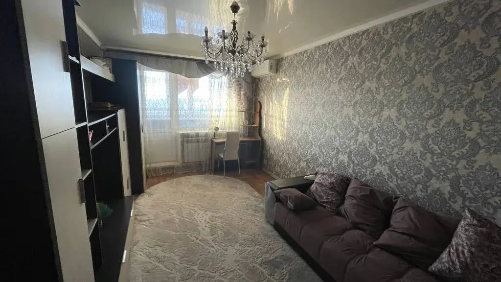 продам 1 но комнатную квартиру - Фото 1