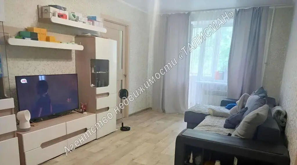 Продается  3 комнатная квартира, г. Таганрог, р-н Дзержинского - Фото 0