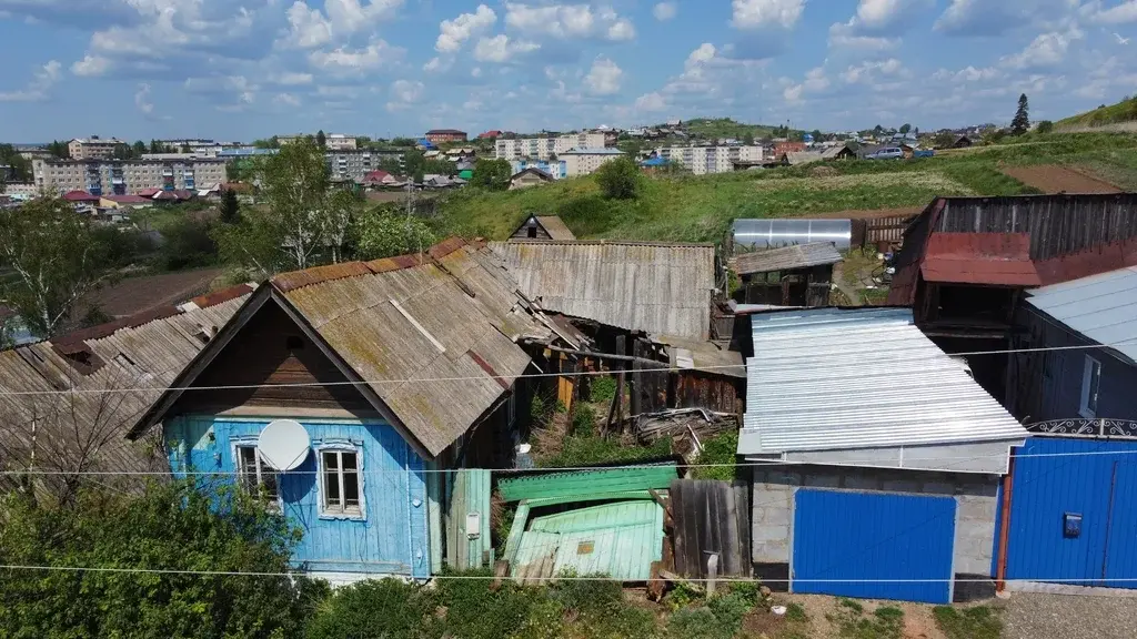 В продаже домик, расположенный в живописном городе Нязепетровске на ул - Фото 3