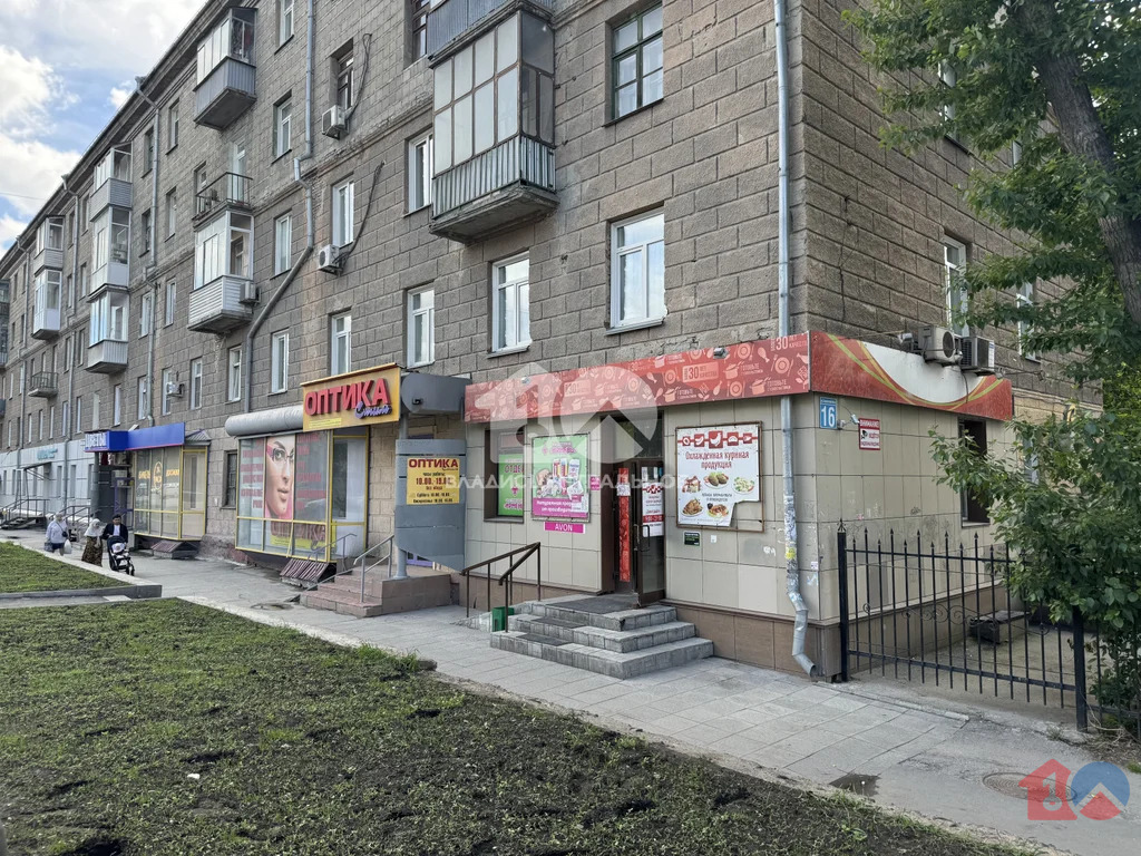 Торговое в аренду, городской округ Новосибирск, Новосибирск, улица ... - Фото 2