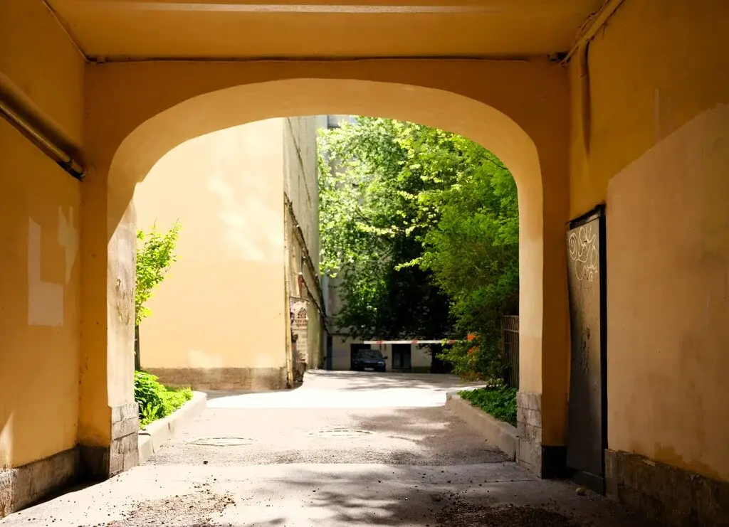 Продам 2-х комн. кв. в С-Петербурге от владельца: В.О., ул. Репина, 25 - Фото 16
